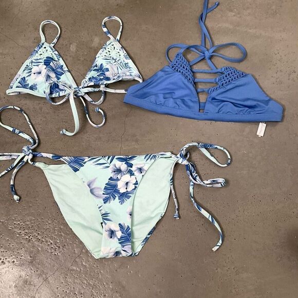 Frankie’s Bikini Set Bundle - Picture 1 of 6